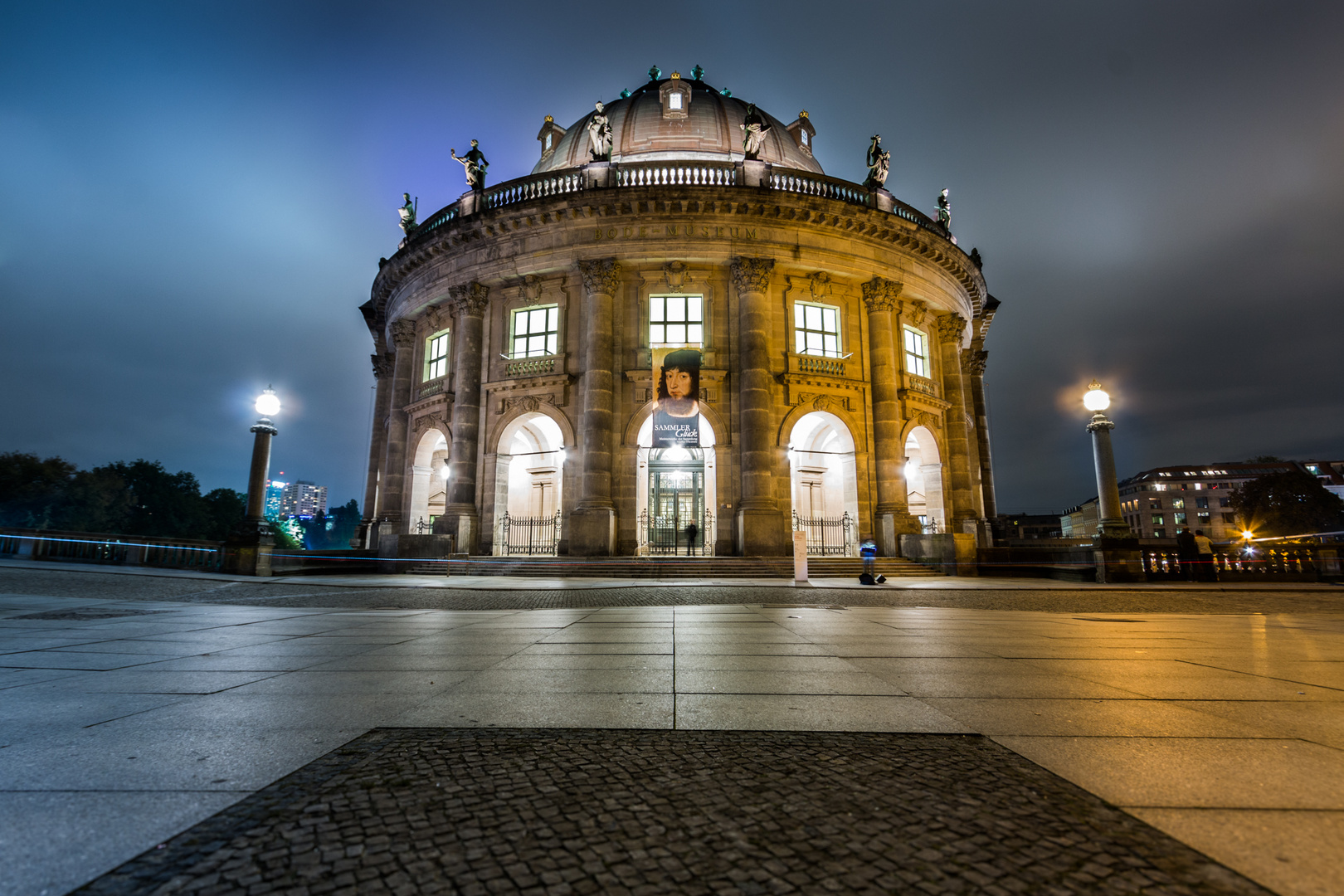 Bode Museum bei Nacht