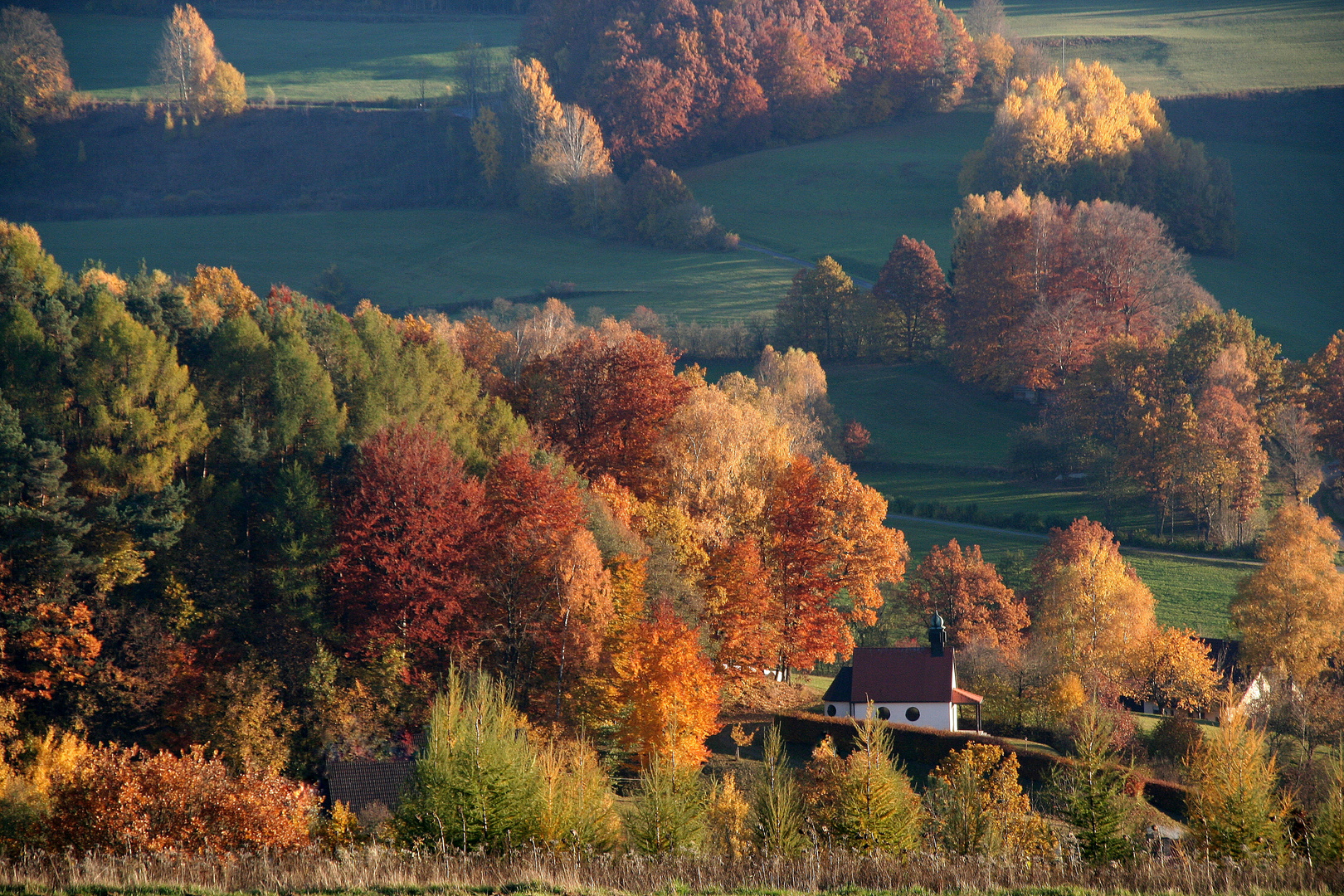 Bodendorf im Herbst