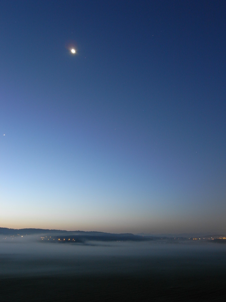 Bodennebel kurz vor Sonnenaufgang