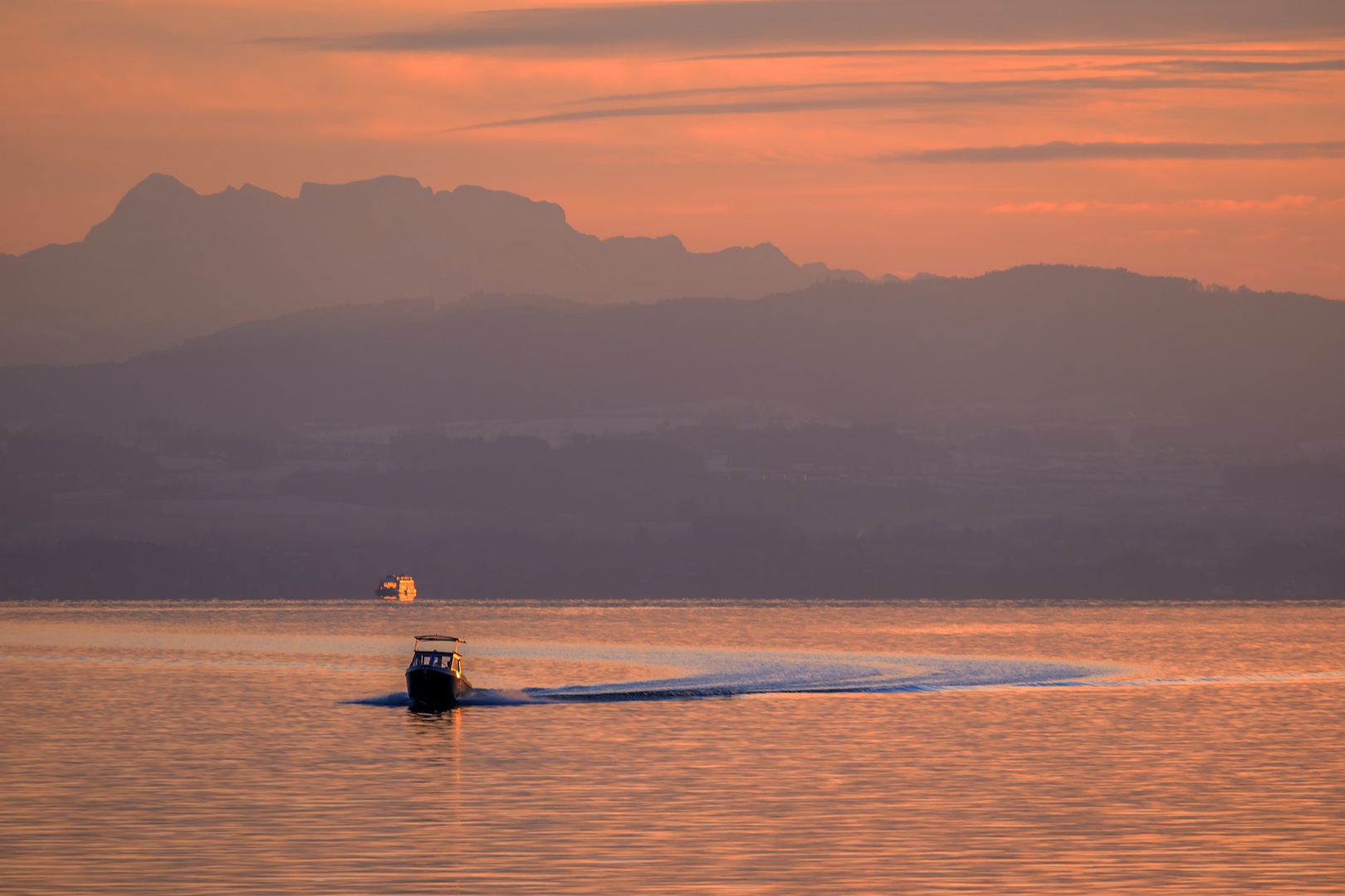 BODENSEE : ABENDSTIMMUNG IN FRIEDRICHSHAFEN