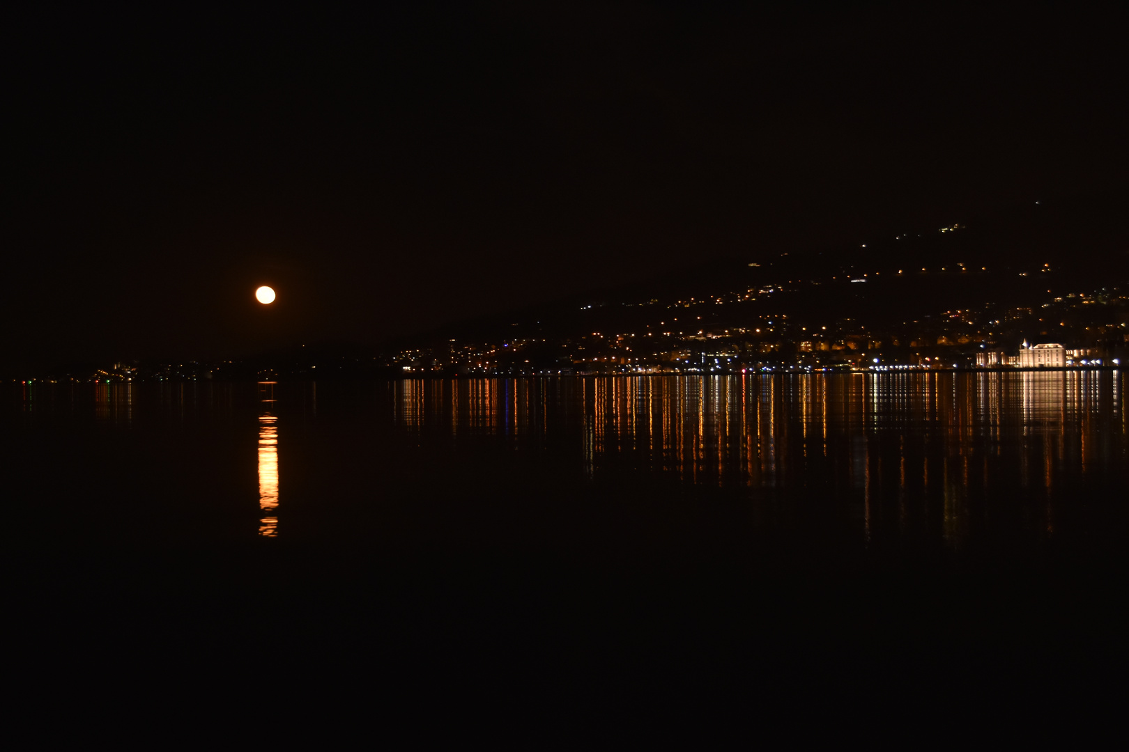 Bodensee bei Nacht