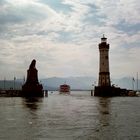 Bodensee - ein Schiff wird kommen....... oder fährt es auf den See hinaus?