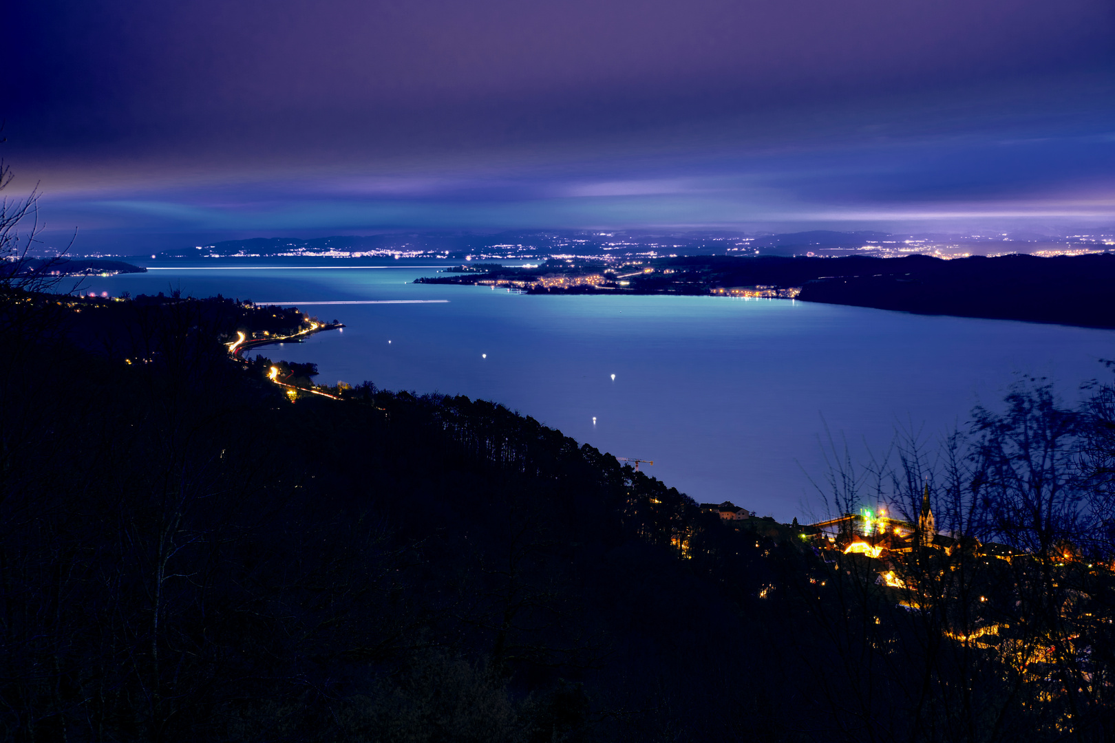 Bodensee in der ersten Dämmerung