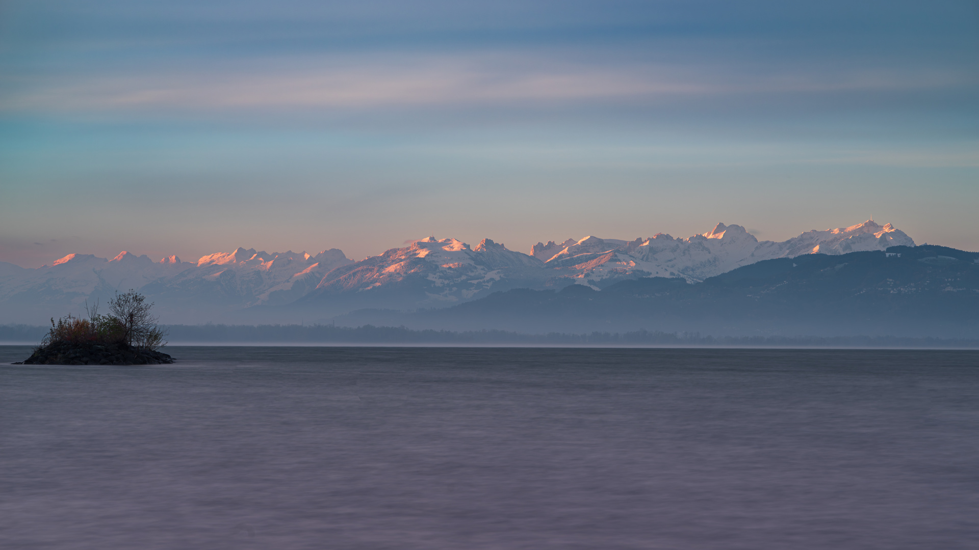 Bodensee mit Alpenblick