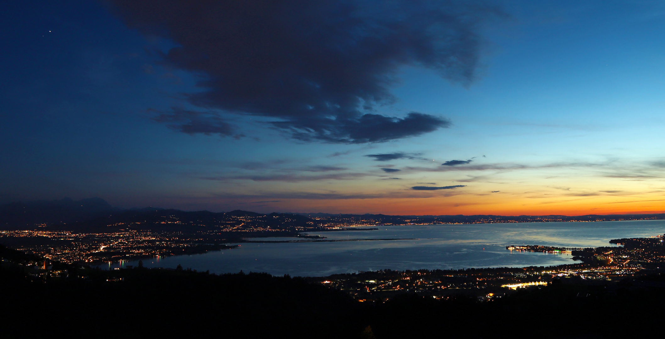 Bodensee nach Sonnenuntergang