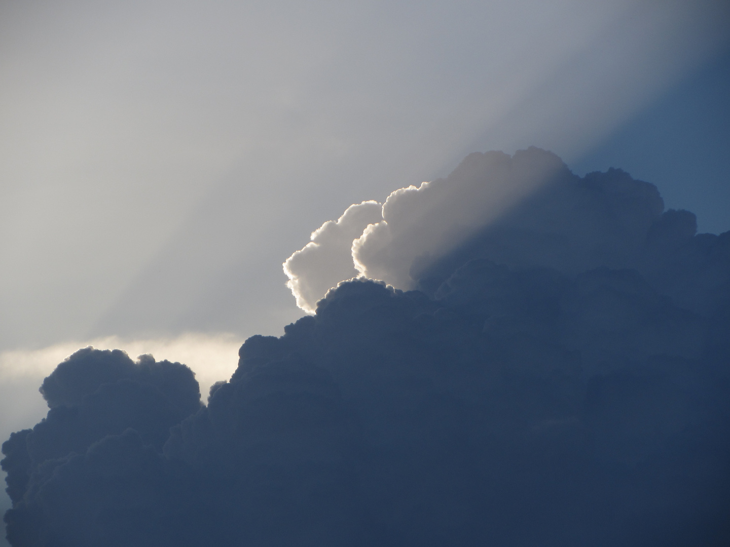 Bodensee - Sonnenstrahlen und Wolken