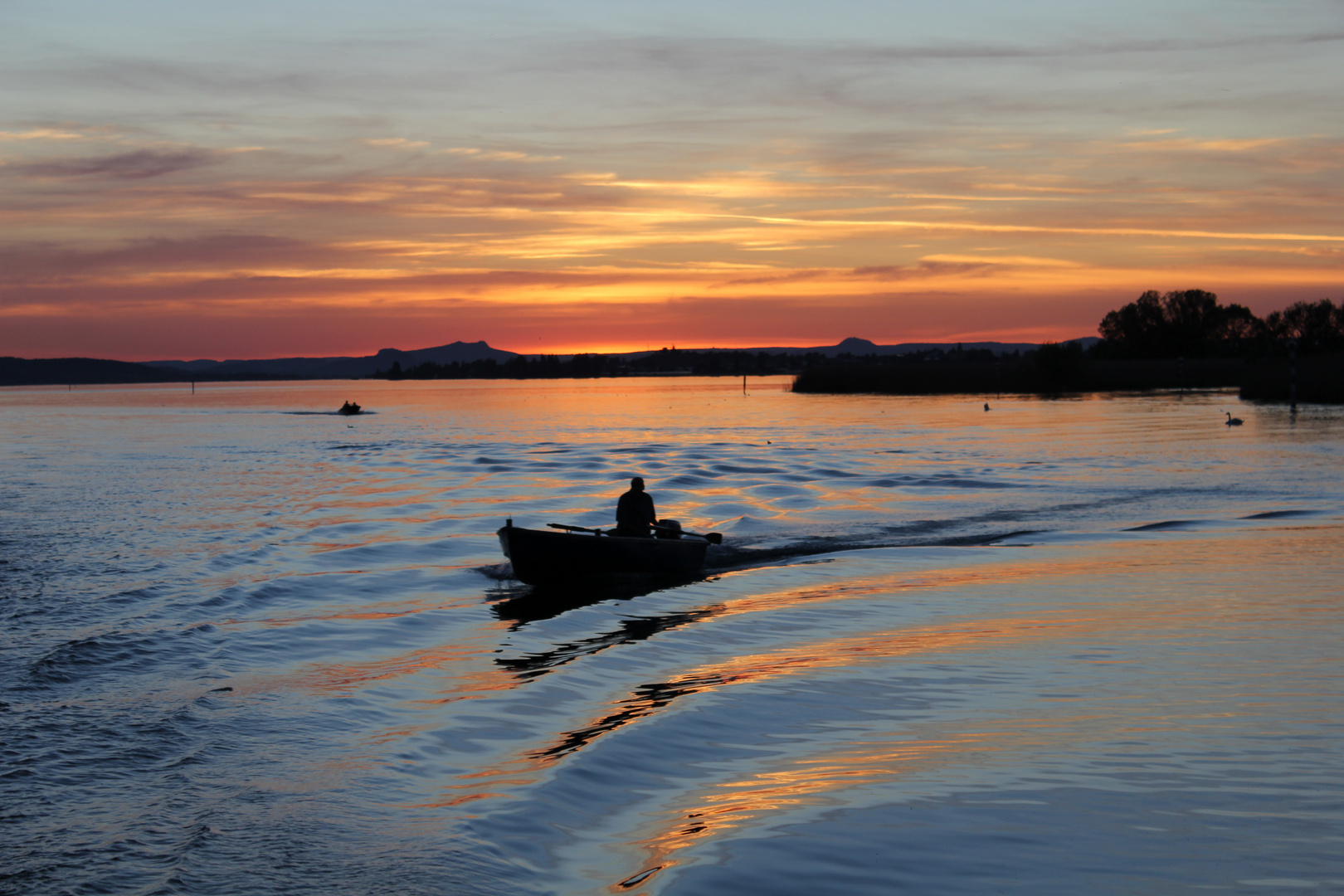 bodensee / Untersee im Abendrot..