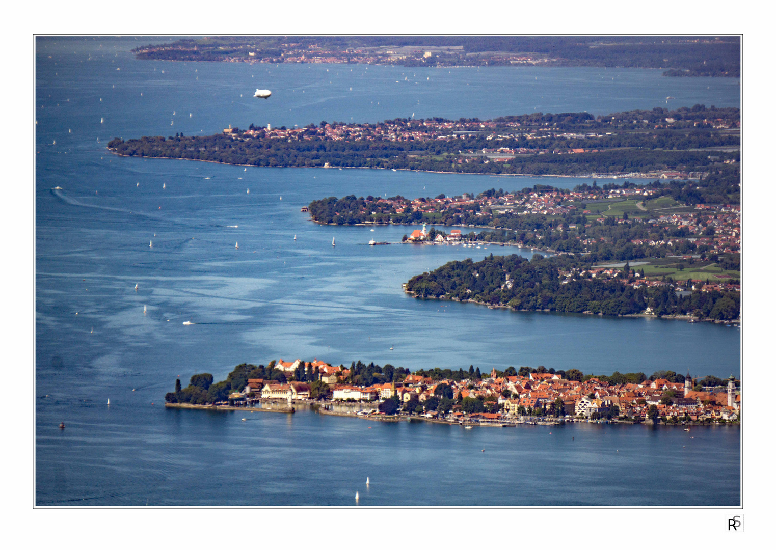 Bodenseeufer mit Zeppelin Foto & Bild reisebilder, world, deutschland