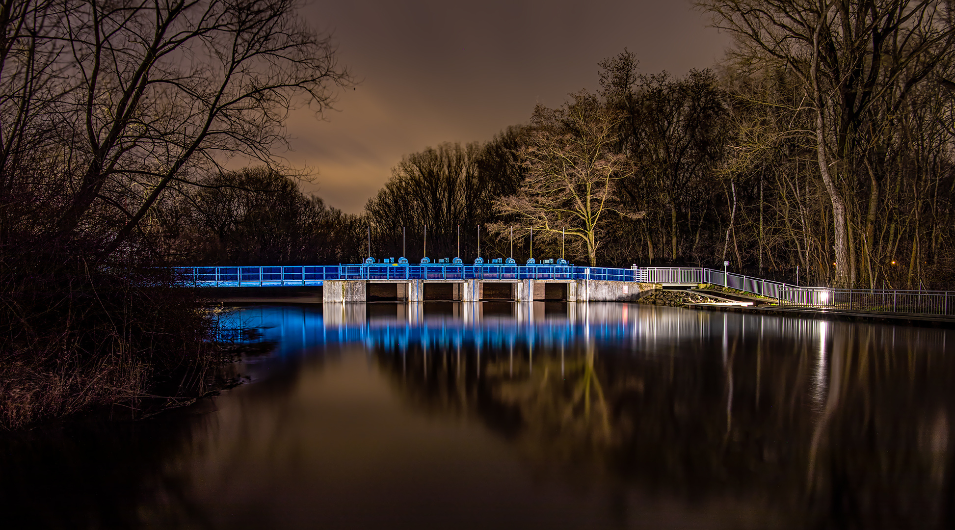 Bodewehroberwasserdreiminutenspiegelbild...