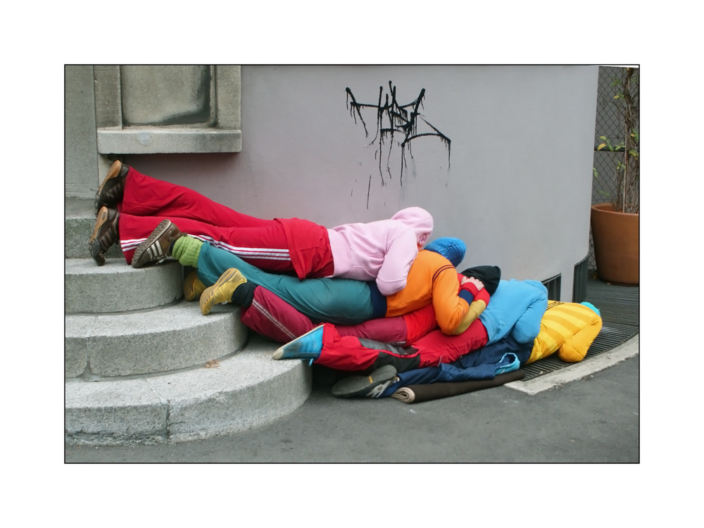 Bodies in Urban Spaces 8