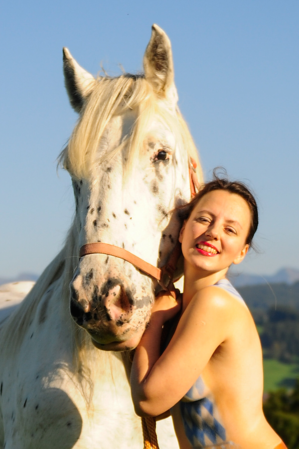 Bodypaininting mit Pferd im Allgäu