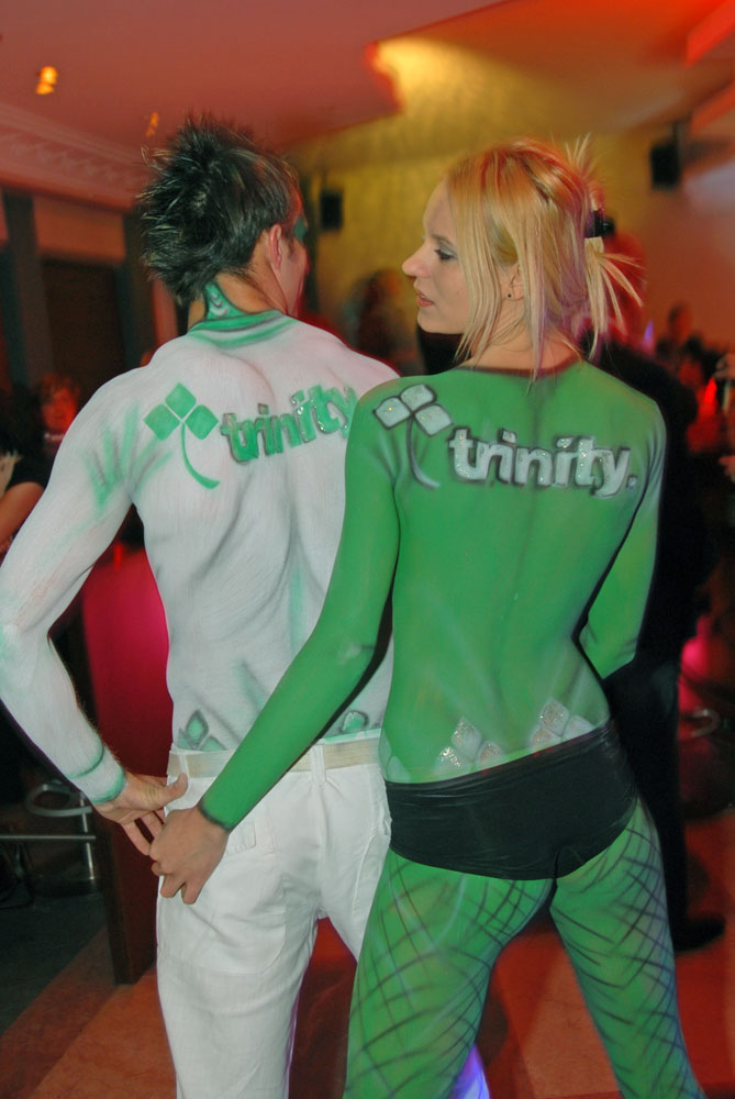 Bodypainting beim Trinity Opening