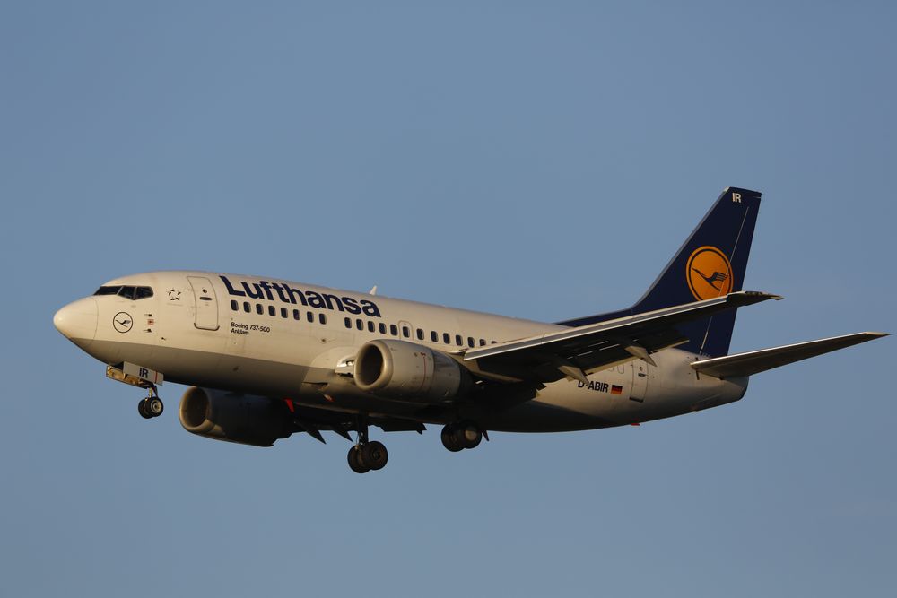 Boeing 737-500