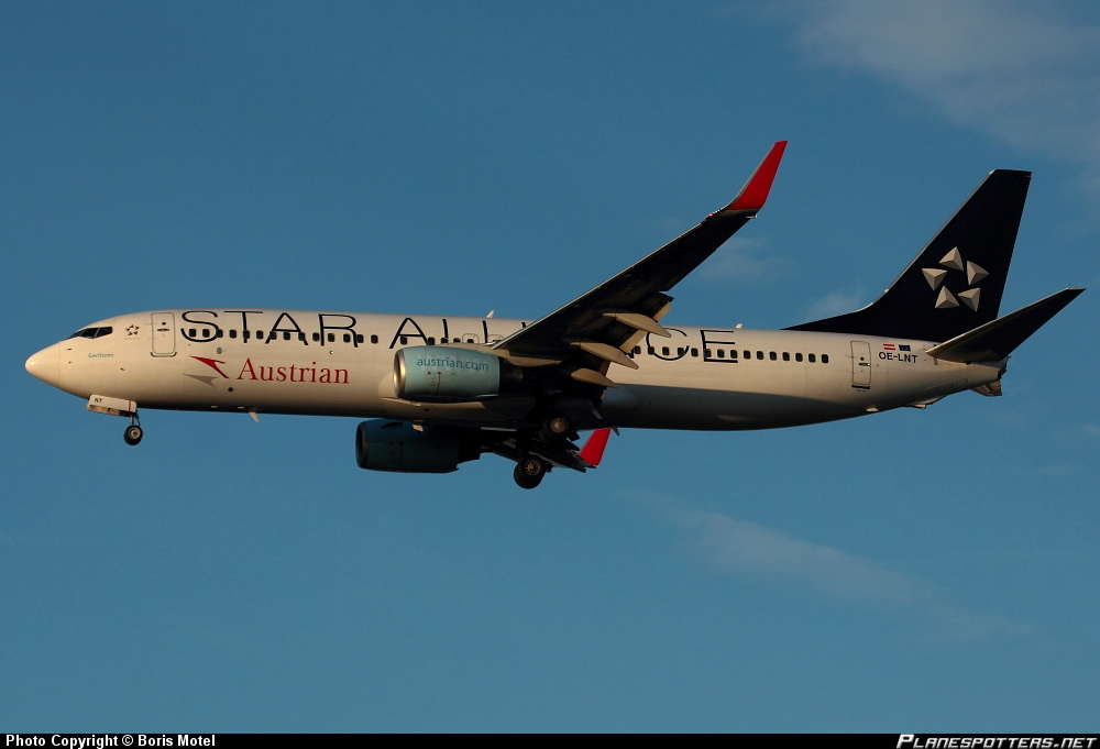 Boeing 737-8Z9/W Lauda Air *Star Alliance*