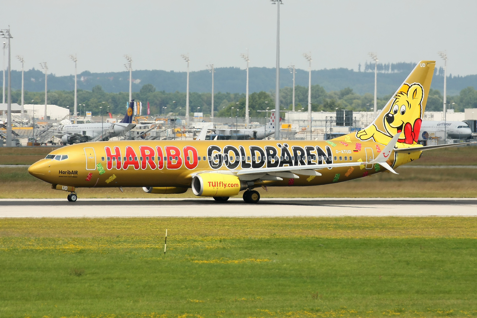 Boeing 737 Haribo Goldbären