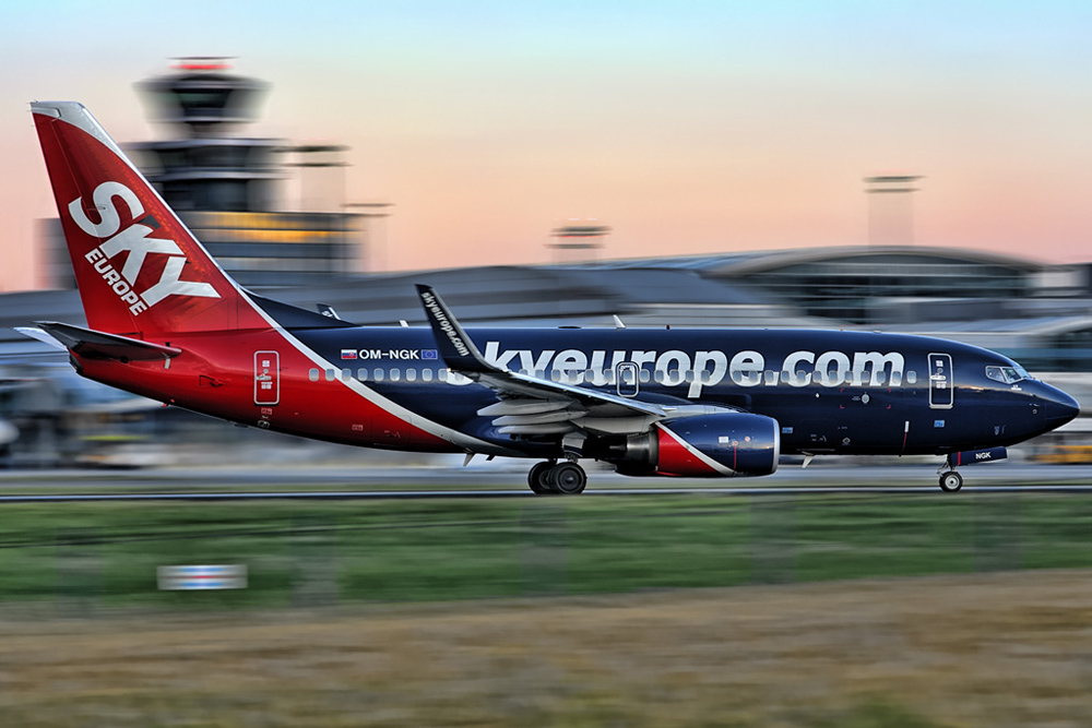 Boeing 737, Sky Europe, Prag Ruzyne