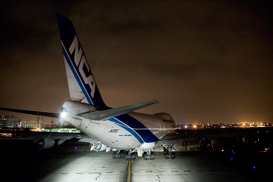 Boeing 747-400 Freighter ready for departure