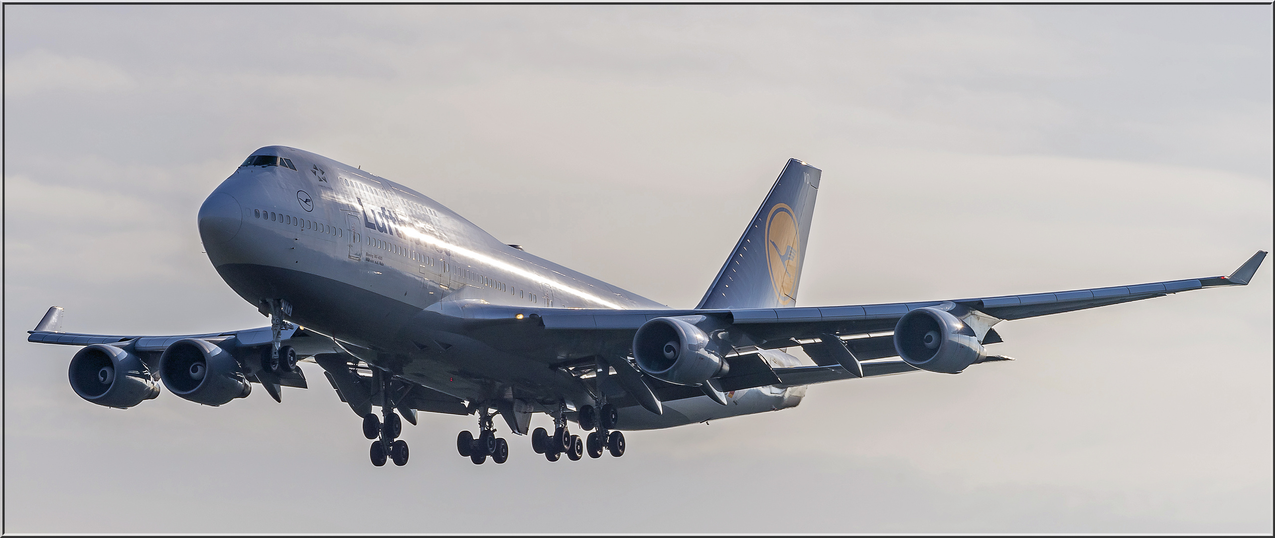 Boeing 747-400 Mülheim a.d. Ruhr, diesmal aus der Gegenrichtung