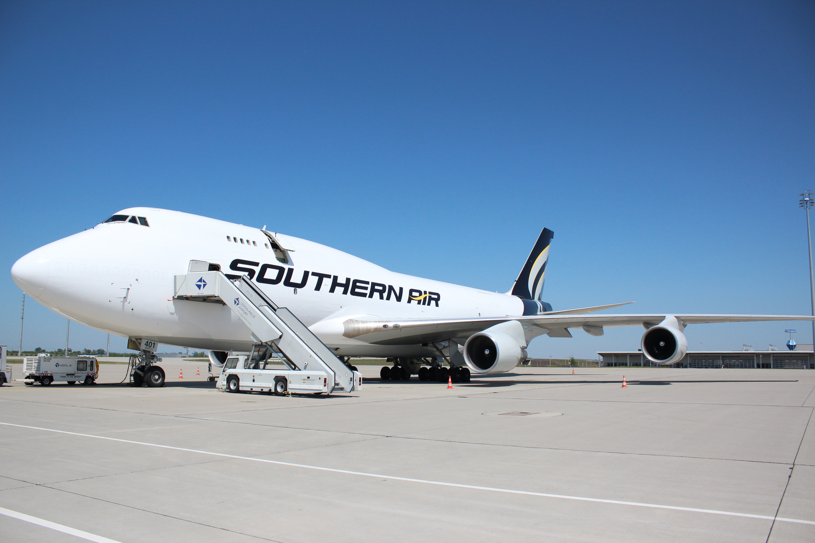 Boeing 747-400SF