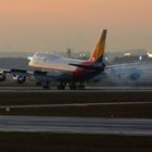 Boeing 747-48E