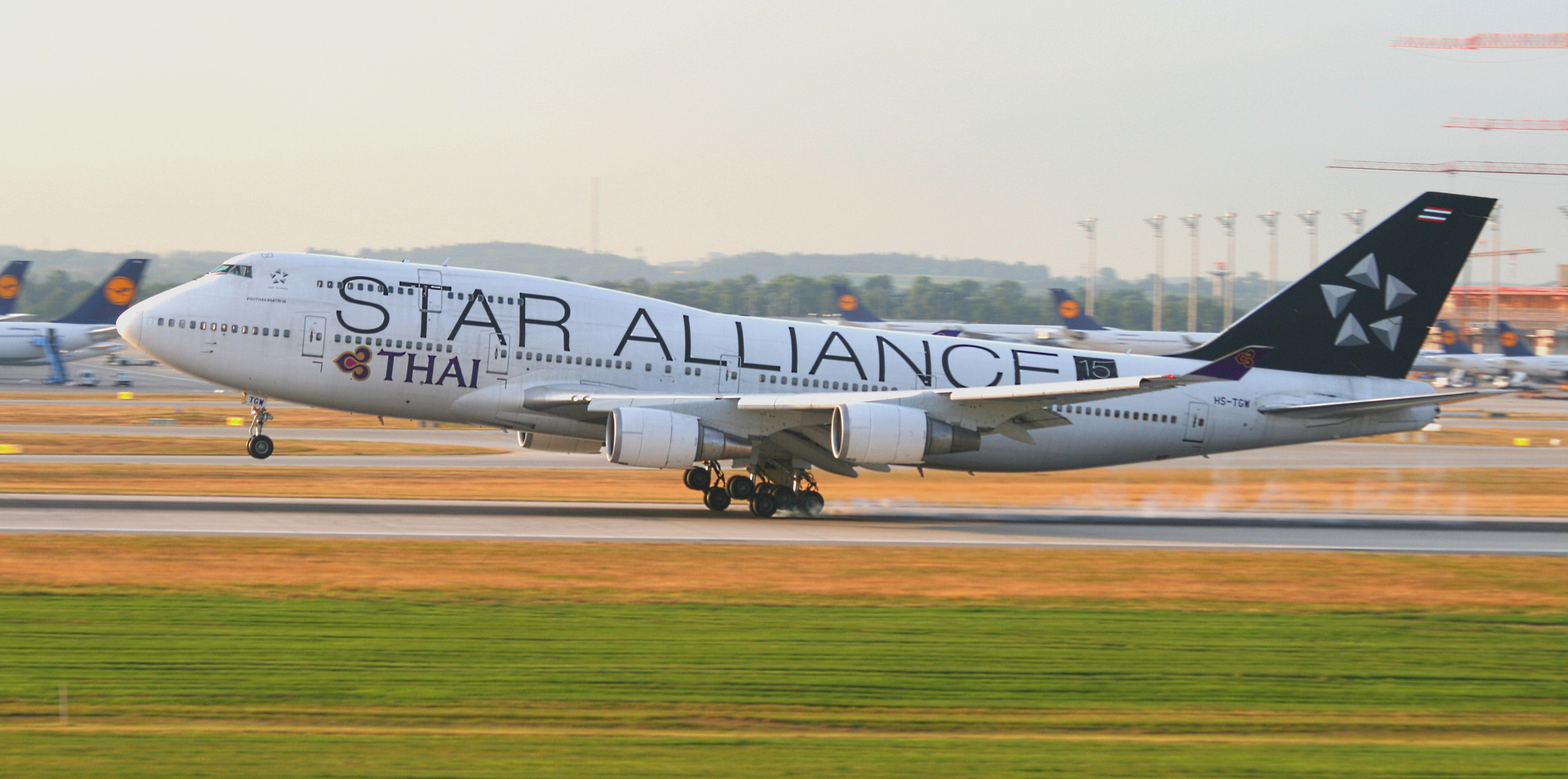 Boeing 747-4D7 Thai Airways