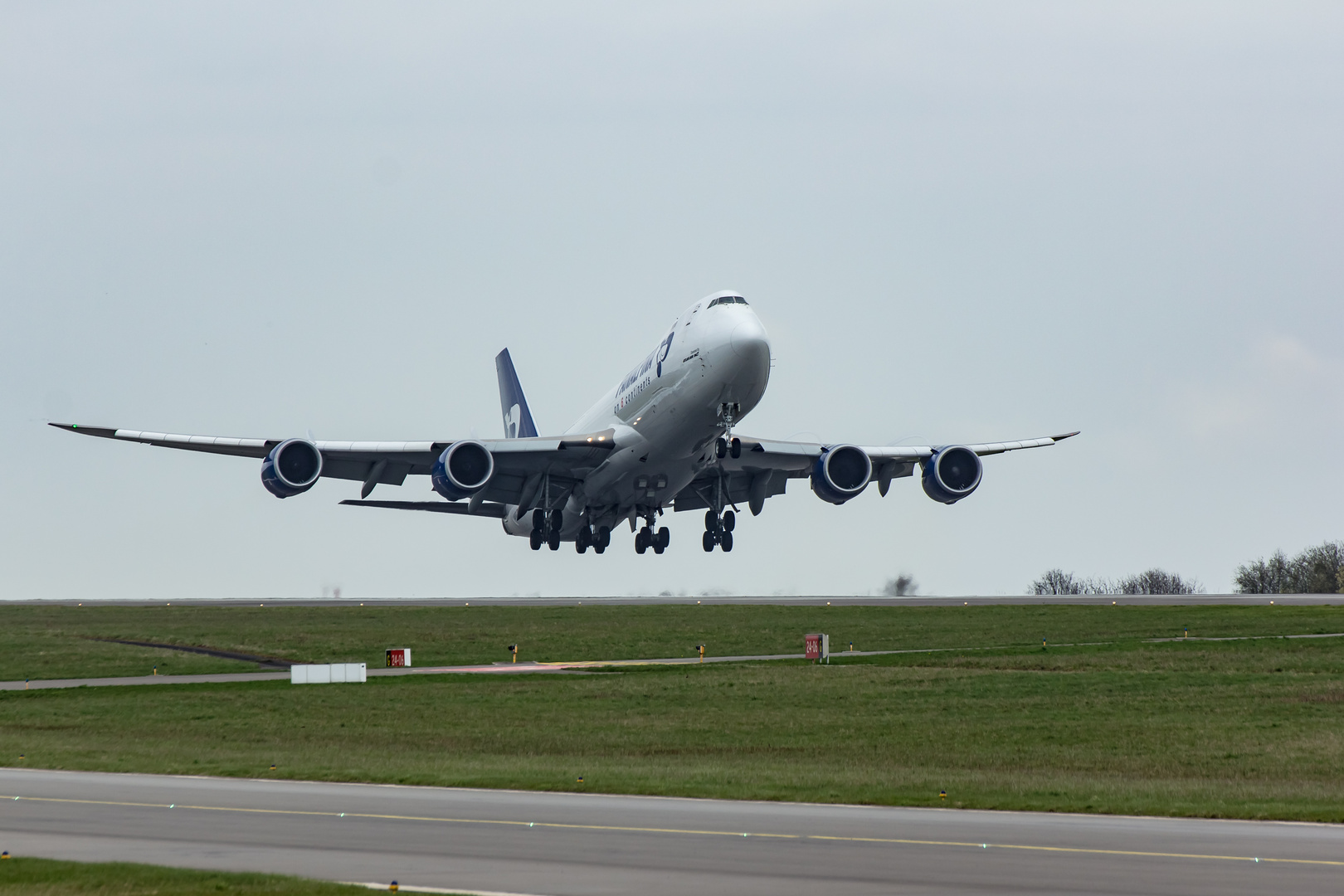 Boeing 747 - Abflug (1)