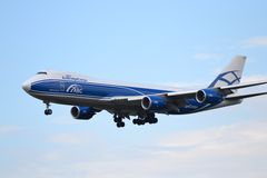 Boeing 747-BF von AirBridgeCargo beim Landeanflug auf den Flughafen Frankfurt am Main 2