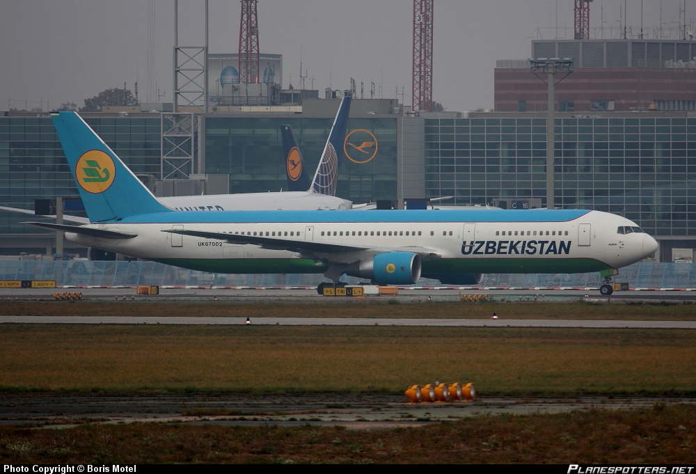 Boeing 767-33PER Uzbekistan Airways