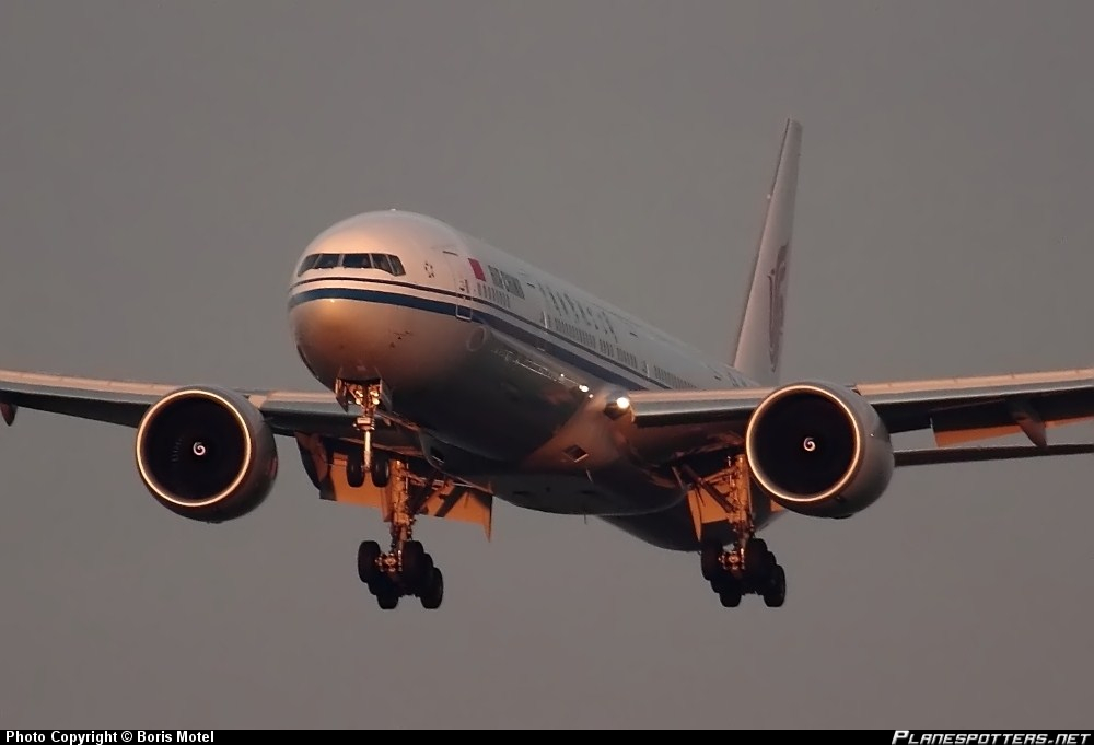 Boeing 777-39LER Air China *UPDATE*