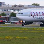 Boeing 777 - plane on ground