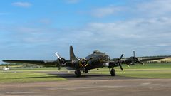 Boeing B-17 Flying Fortress Sally B.