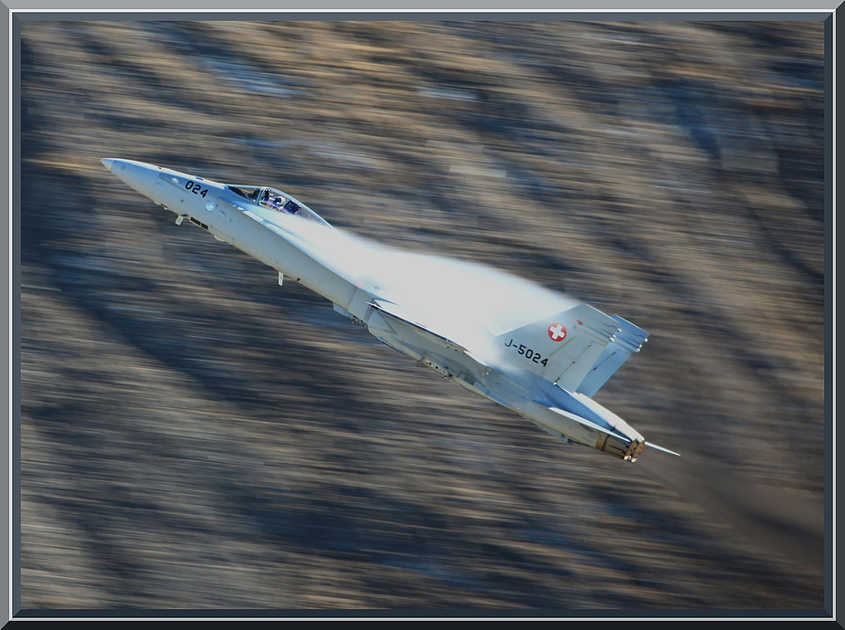 Boeing F/A-18 Hornet ~ AXALP 2010