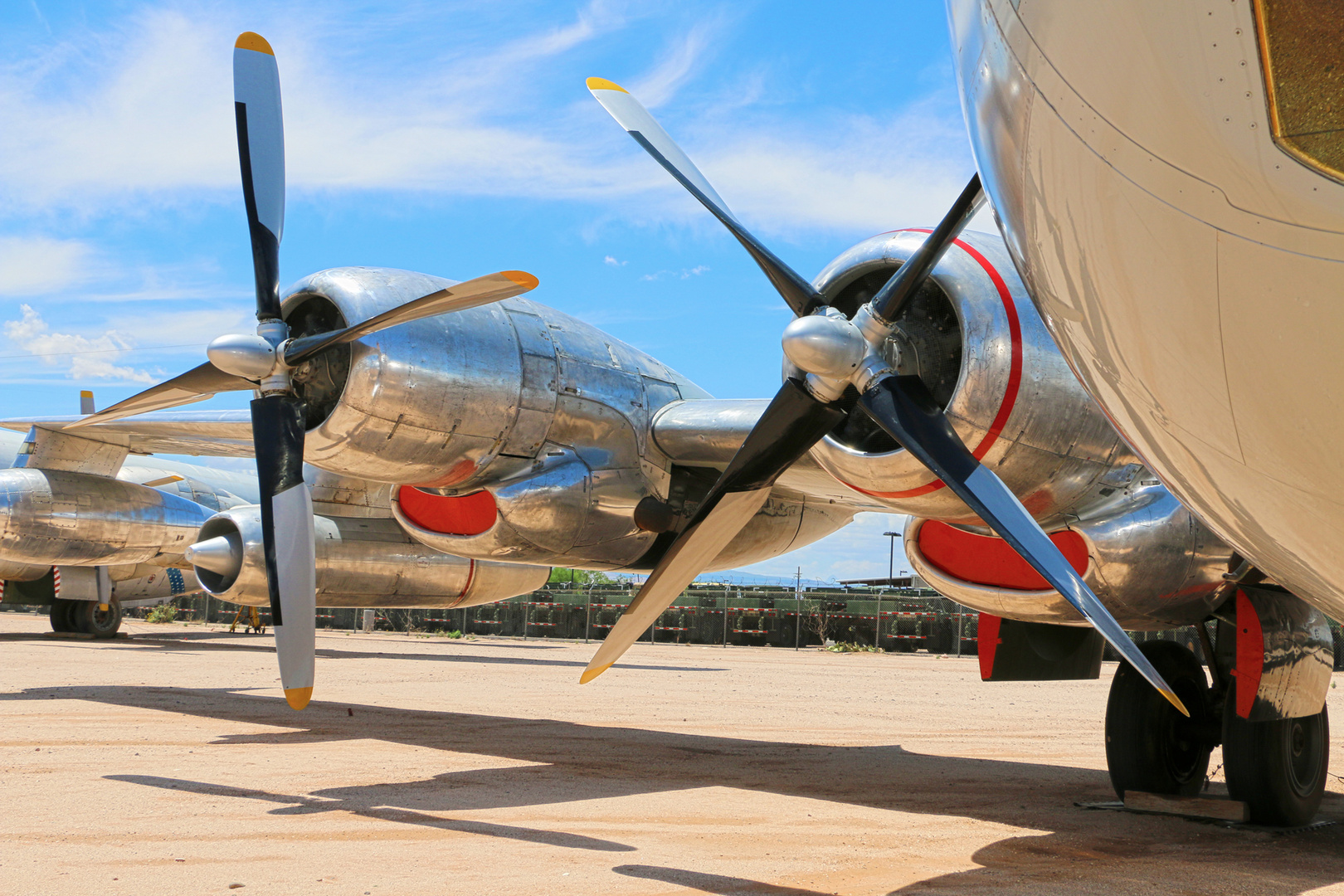 BOEING KB-50J SUPERFORTRESS-ENGINE