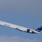 Boeing MD-90 Blue1