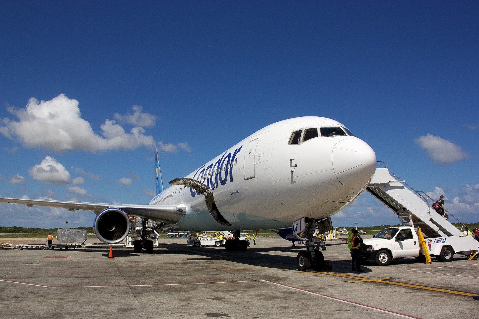 Boeing unter Karibischer Sonne