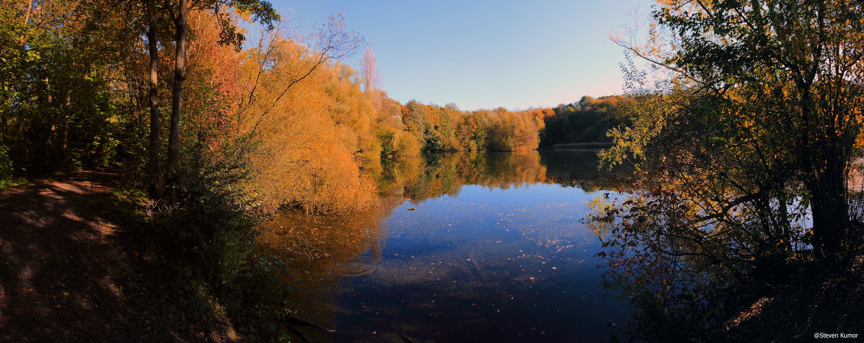 Bönen, Mergelbergteich in Herbst-Pracht