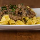 Boeuf Stroganoff auf Bandnudeln