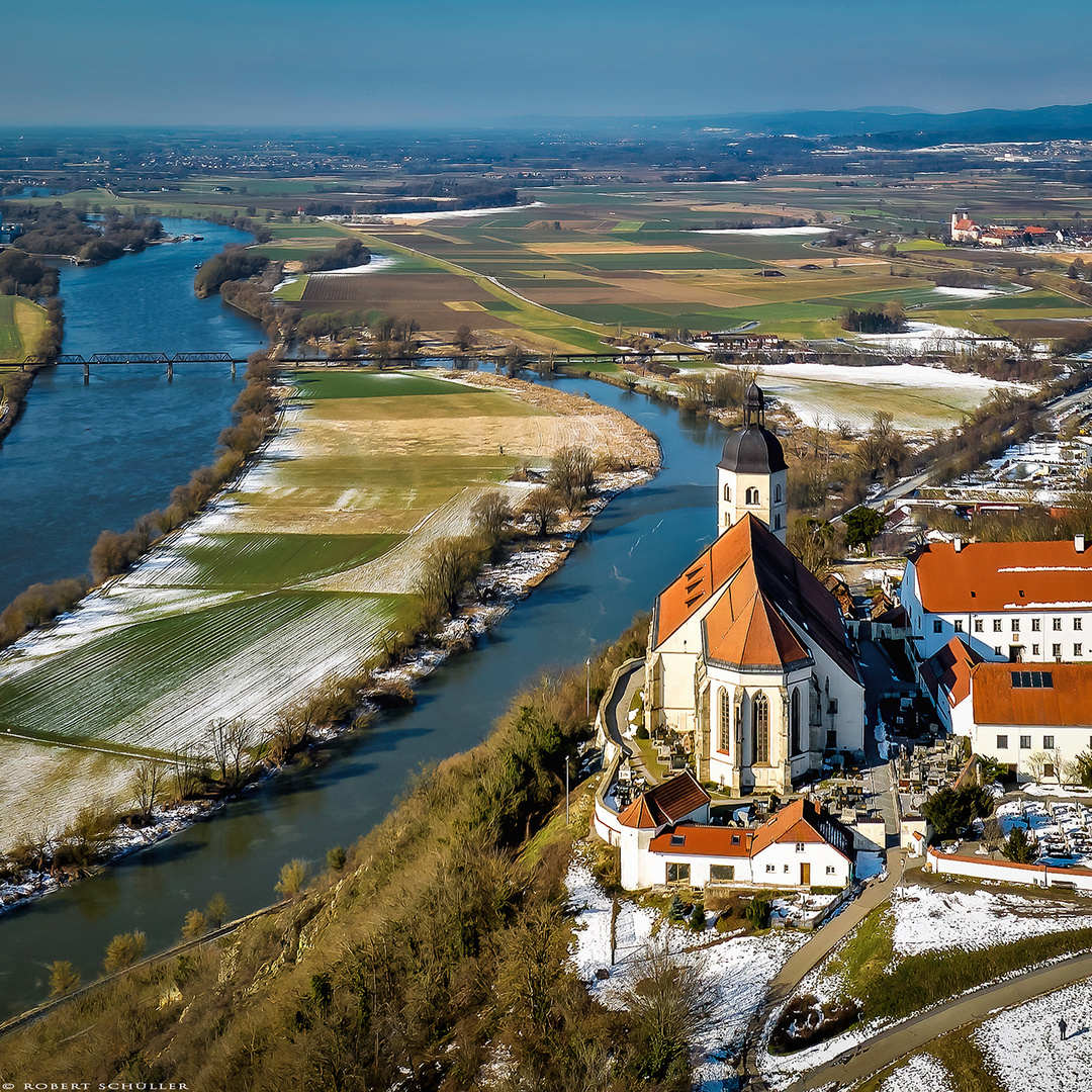  Bogenberg, der „Heilige Berg Niederbayerns“.