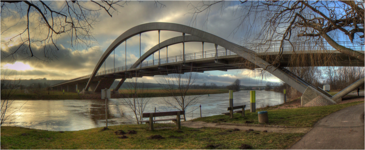 Bogenbrücke in Nelben