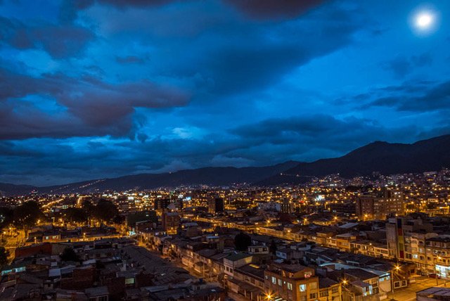 Bogotá (blaue Stunde)