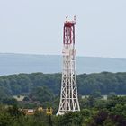 Bohrturm in der grünen Hölle