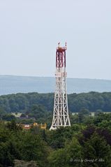 Bohrturm in der grünen Hölle