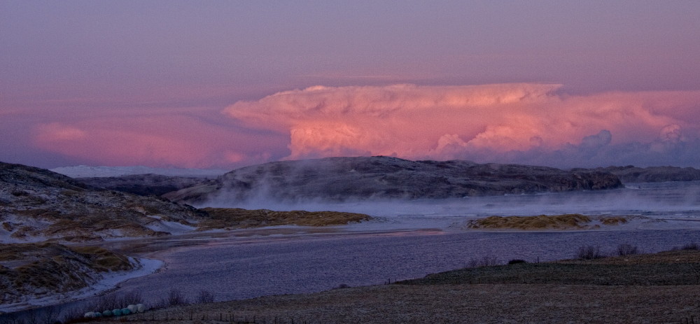 Boiling Sea, Exploding Sky