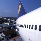 Boing 747-200 'Schleswig-Holstein' der Lufthansa im Landeanflug über Speyer... :-)