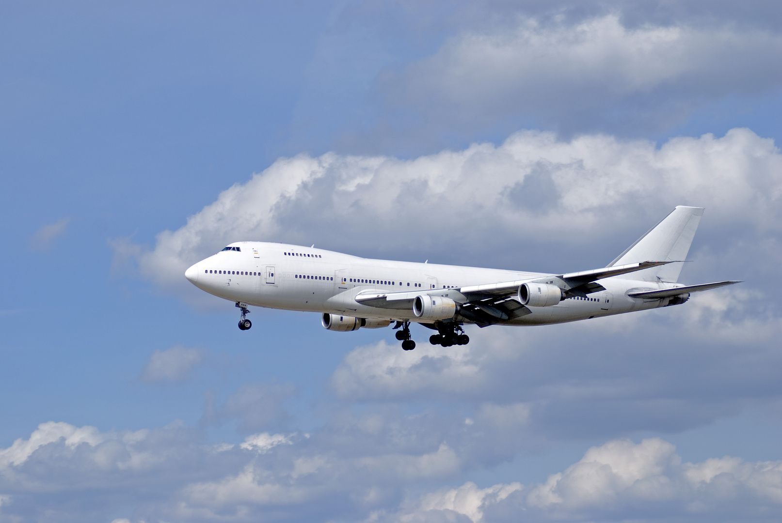 Boing 747 im Landeanflug auf FRA