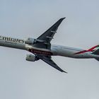 Boing 777 der Emirates Airlines HAM