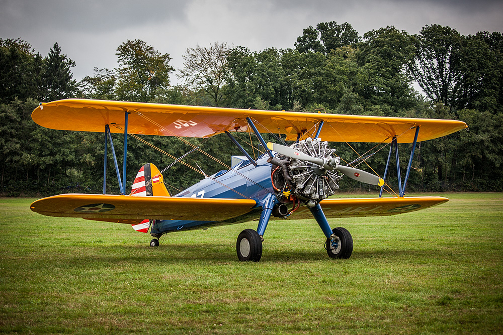 Boing E75 Stearman OE-AKJ