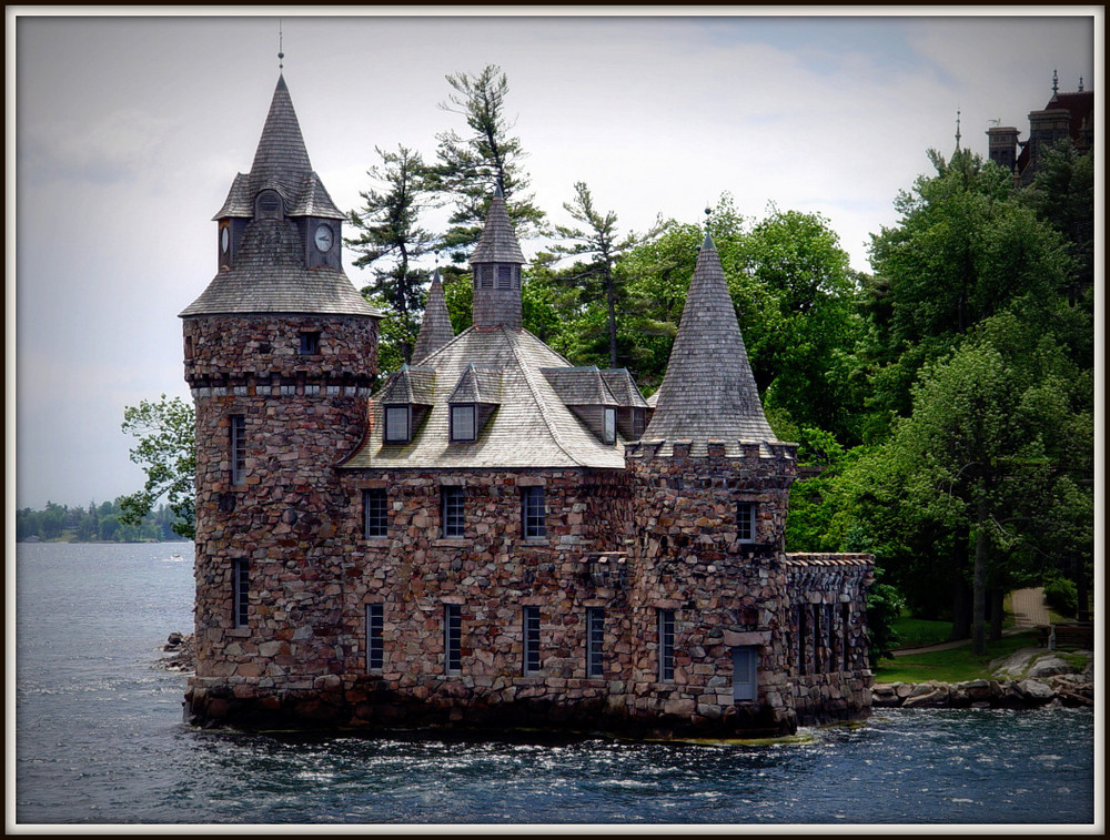 Boldt Castle - Thousand Islands (Heart Island / St .Lawrence River) - Canada