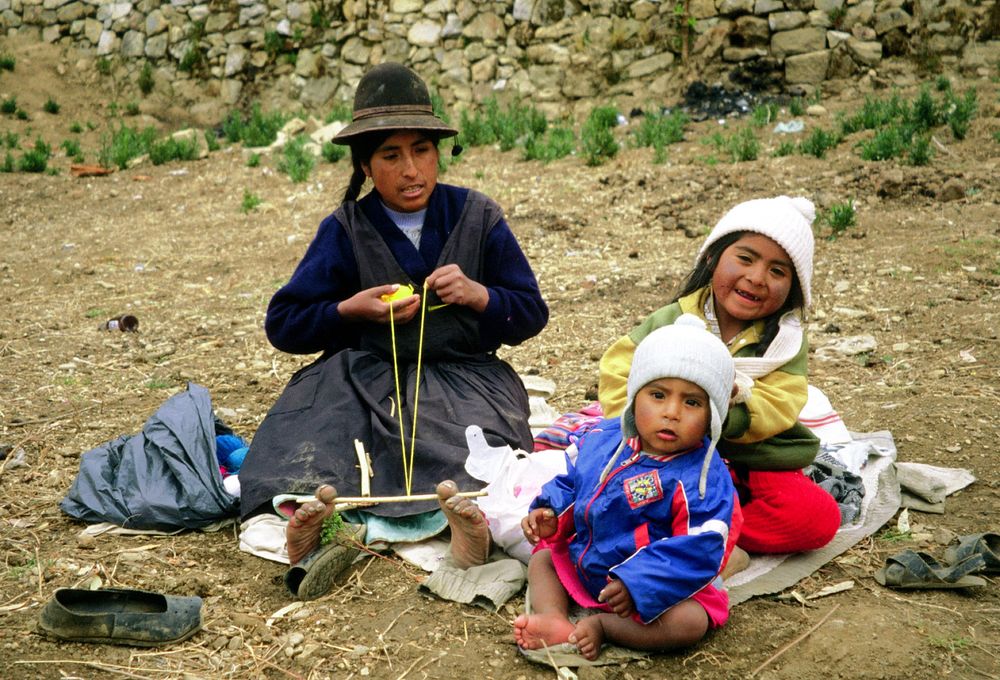 BOLIVIA '97 : Famiglia sul lago Titicaca