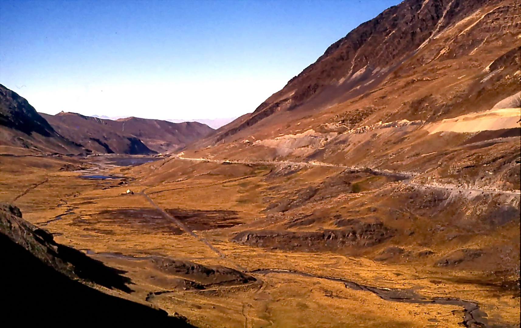 Bolivia, Road to Las Yungas 